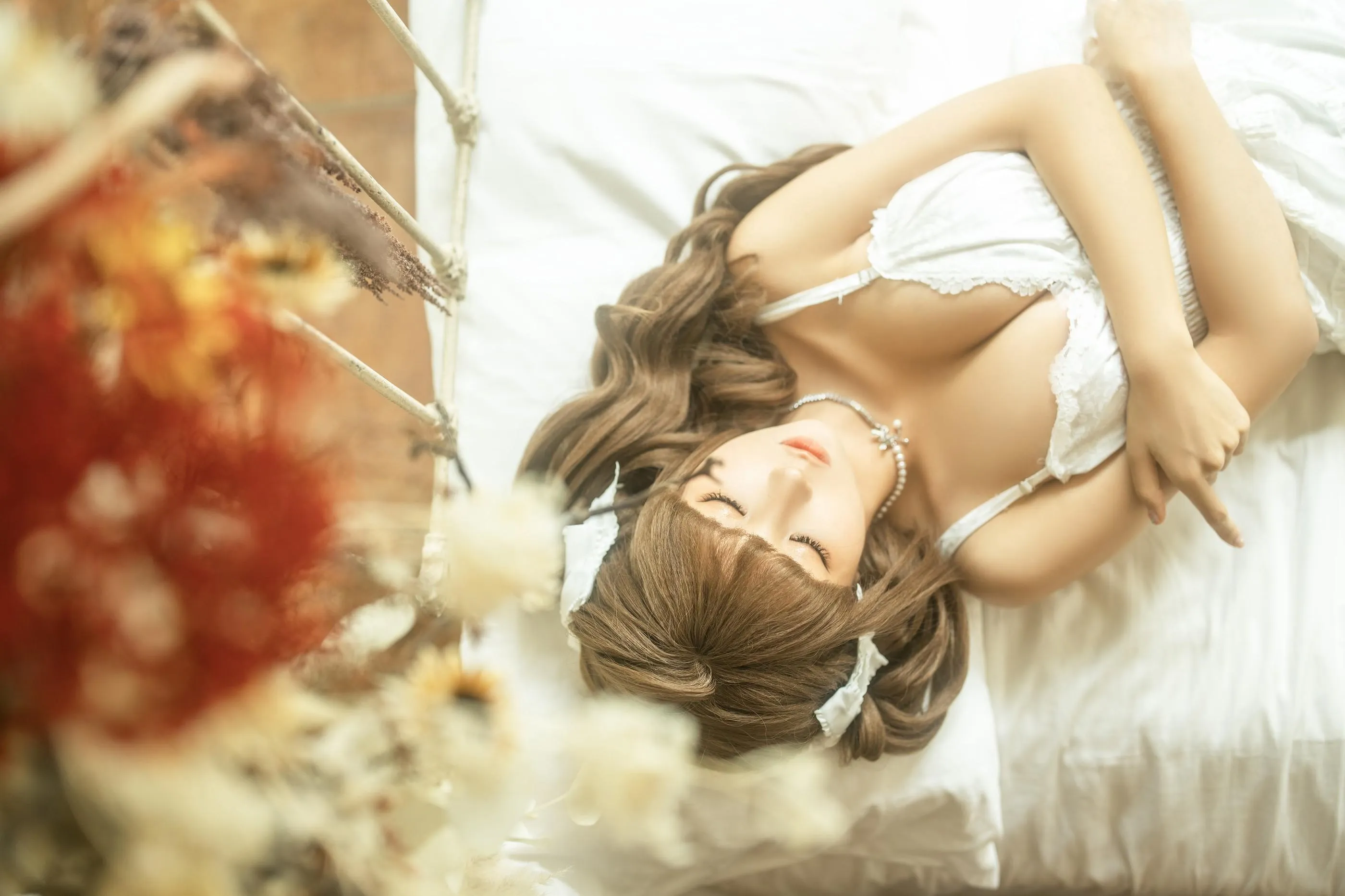 蠢沫沫 – NO.288 2024年03月合集-三月T3赠品《花床》 [34P]插图1